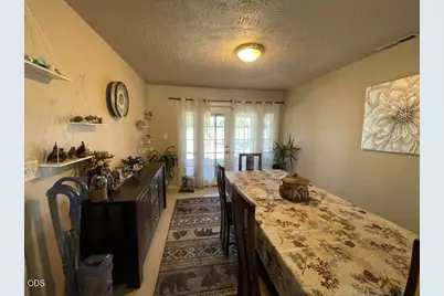 835 Cherry Street, Medford, OR 97501 - Photo 5