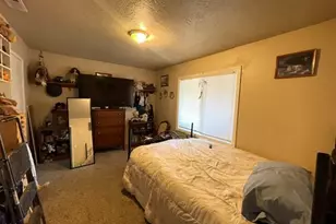 835 Cherry St, Medford, OR 97501 - Photo 9