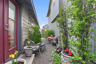 240 NW 30th St, Redmond, OR 97756 - Photo 33