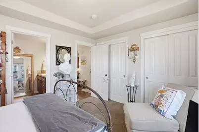 240 NW 30th Street, Redmond, OR 97756 - Photo 11