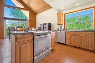 41473 Orch Vw Rd, Kimberly, OR 97848 - Photo 7