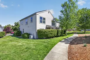 81 Crocker St, Ashland, OR 97520 - Photo 25