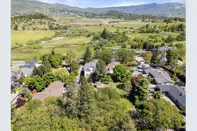 597 Pierce Road, Medford, OR 97504 - Photo 73