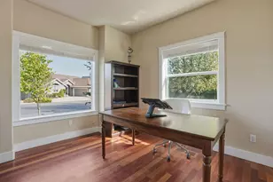 20921 Sage Creek Dr, Bend, OR 97702 - Photo 15