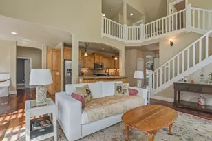 20921 Sage Creek Dr, Bend, OR 97702 - Photo 7