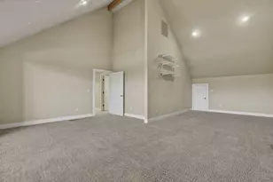 20921 Sage Creek Dr, Bend, OR 97702 - Photo 31