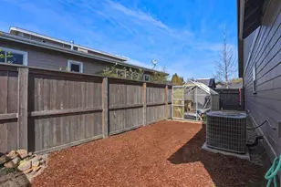 20921 Sage Creek Dr, Bend, OR 97702 - Photo 45