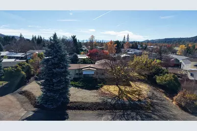 501 Buckhorn Lane, Shady Cove, OR 97539 - Photo 3