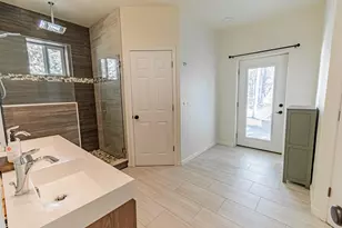 16876 Pony Express Way, Bend, OR 97707 - Photo 11