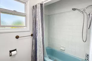 444 NE 12th St, Grants Pass, OR 97526 - Photo 19