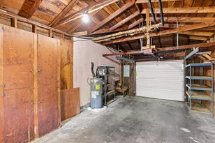 444 NE 12th St, Grants Pass, OR 97526 - Photo 27