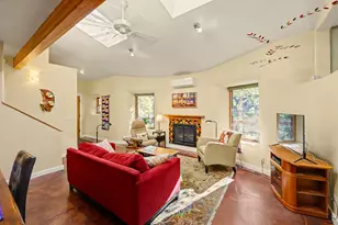 210 Oak Knl, Jacksonville, OR 97530 - Photo 3