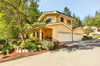 210 Oak Knoll, Jacksonville, OR 97530 - Photo 11