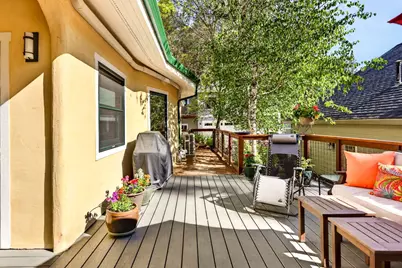 210 Oak Knoll, Jacksonville, OR 97530 - Photo 57