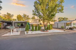 2252 Table Rock Rd, Medford, OR 97501 - Photo 1