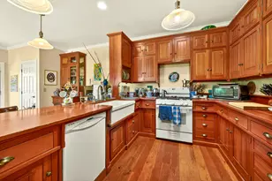 240 S Oregon St, Jacksonville, OR 97530 - Photo 25