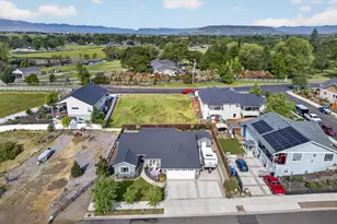 46 Terra Linda, Eagle Point, OR 97524 - Photo 39