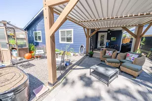 251 Christopher Way, Talent, OR 97540 - Photo 25