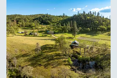 1884 S Obenchain Road, Eagle Point, OR 97524 - Photo 43