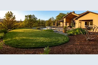 1884 S Obenchain Road, Eagle Point, OR 97524 - Photo 39
