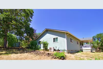 455 Crystal Drive, Grants Pass, OR 97527 - Photo 7