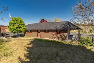 20900 SW Young Ave, Bend, OR 97703 - Photo 49