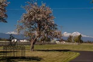 20900 SW Young Ave, Bend, OR 97703 - Photo 29