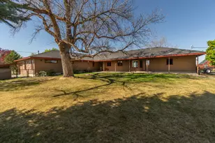 20900 SW Young Ave, Bend, OR 97703 - Photo 11