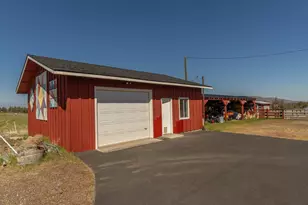 20900 SW Young Ave, Bend, OR 97703 - Photo 47