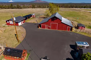 20900 SW Young Ave, Bend, OR 97703 - Photo 9
