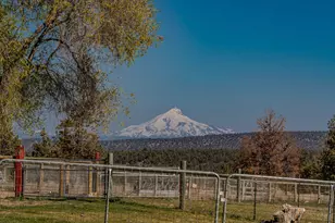 20900 SW Young Ave, Bend, OR 97703 - Photo 37