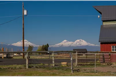 20900 SW Young Avenue, Bend, OR 97703 - Photo 15