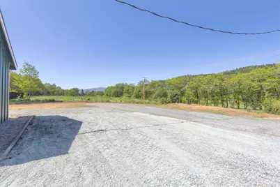 3909 Caves Highway, Cave Junction, OR 97523 - Photo 9