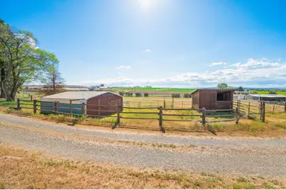 133 SW Tompsett Street, Madras, OR 97741 - Photo 35