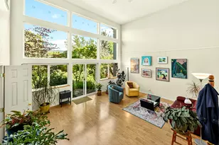 1501 Lithia Way, Talent, OR 97540 - Photo 5