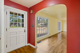 71 Black Oak Dr, Medford, OR 97504 - Photo 5