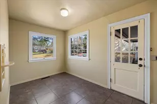 71 Black Oak Dr, Medford, OR 97504 - Photo 17