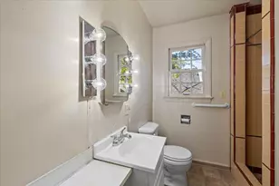 71 Black Oak Dr, Medford, OR 97504 - Photo 21