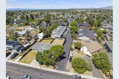 2211 SW Quartz Avenue, Redmond, OR 97756 - Photo 17