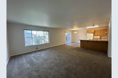 2211 SW Quartz Avenue, Redmond, OR 97756 - Photo 3