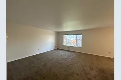 2211 SW Quartz Avenue, Redmond, OR 97756 - Photo 5