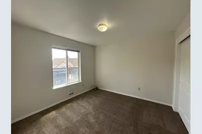 2211 SW Quartz Avenue, Redmond, OR 97756 - Photo 7