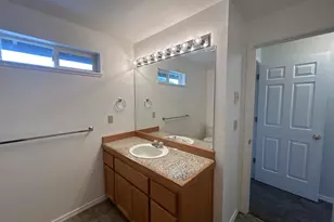 2211 SW Quartz Ave, Redmond, OR 97756 - Photo 13