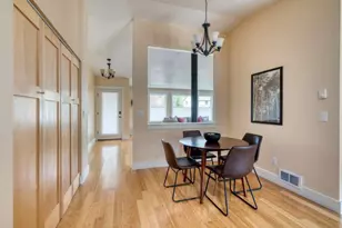 3062 NW Kelly Hill Ct, Bend, OR 97703 - Photo 11