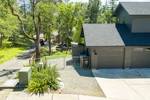 1575 NE Noble Heights, Grants Pass, OR 97526 - Photo 49
