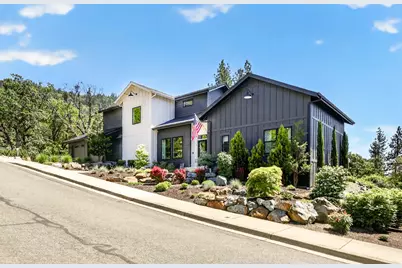 1575 NE Noble Heights, Grants Pass, OR 97526 - Photo 47