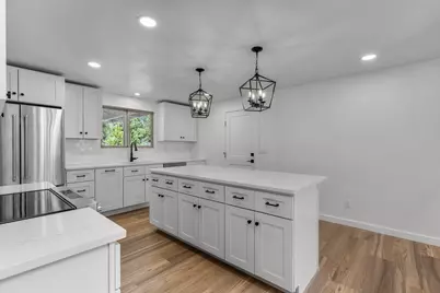 63929 Sunset Drive, Bend, OR 97703 - Photo 11