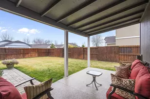 1320 NE 3rd St, Redmond, OR 97756 - Photo 29