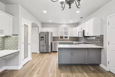 1320 NE 3rd Street, Redmond, OR 97756 - Photo 13