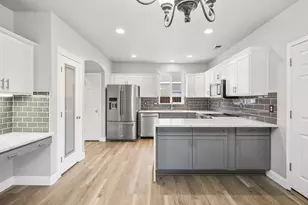 1320 NE 3rd St, Redmond, OR 97756 - Photo 13
